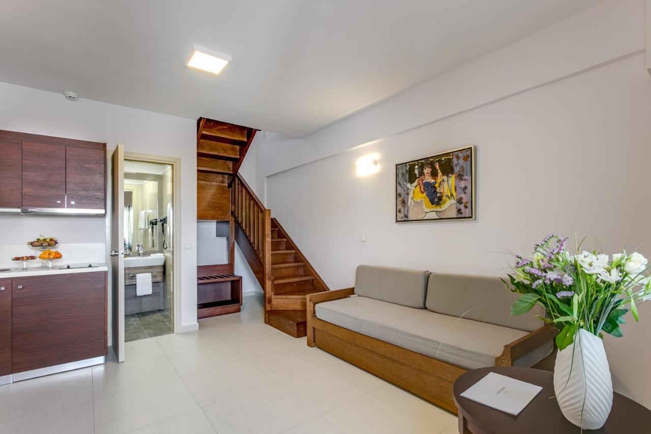 Апартаменти Porto Platanias - Casa Di Porto Екстер'єр фото