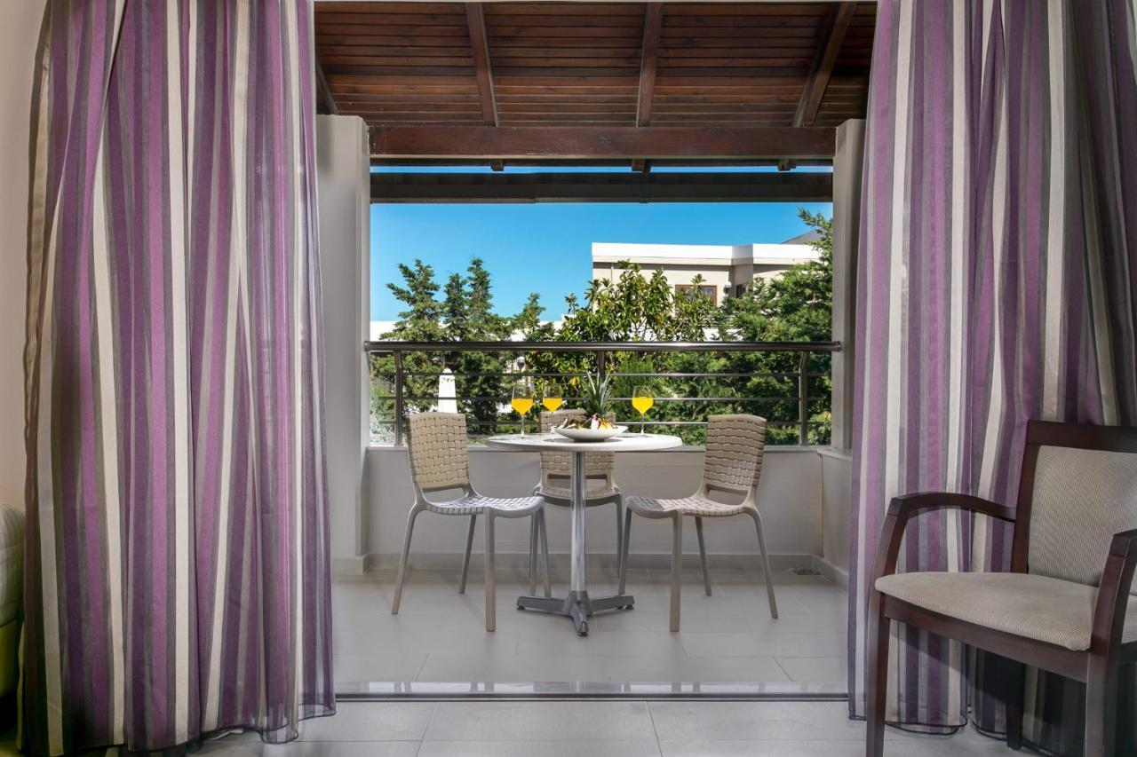 Апартаменти Porto Platanias - Casa Di Porto Екстер'єр фото