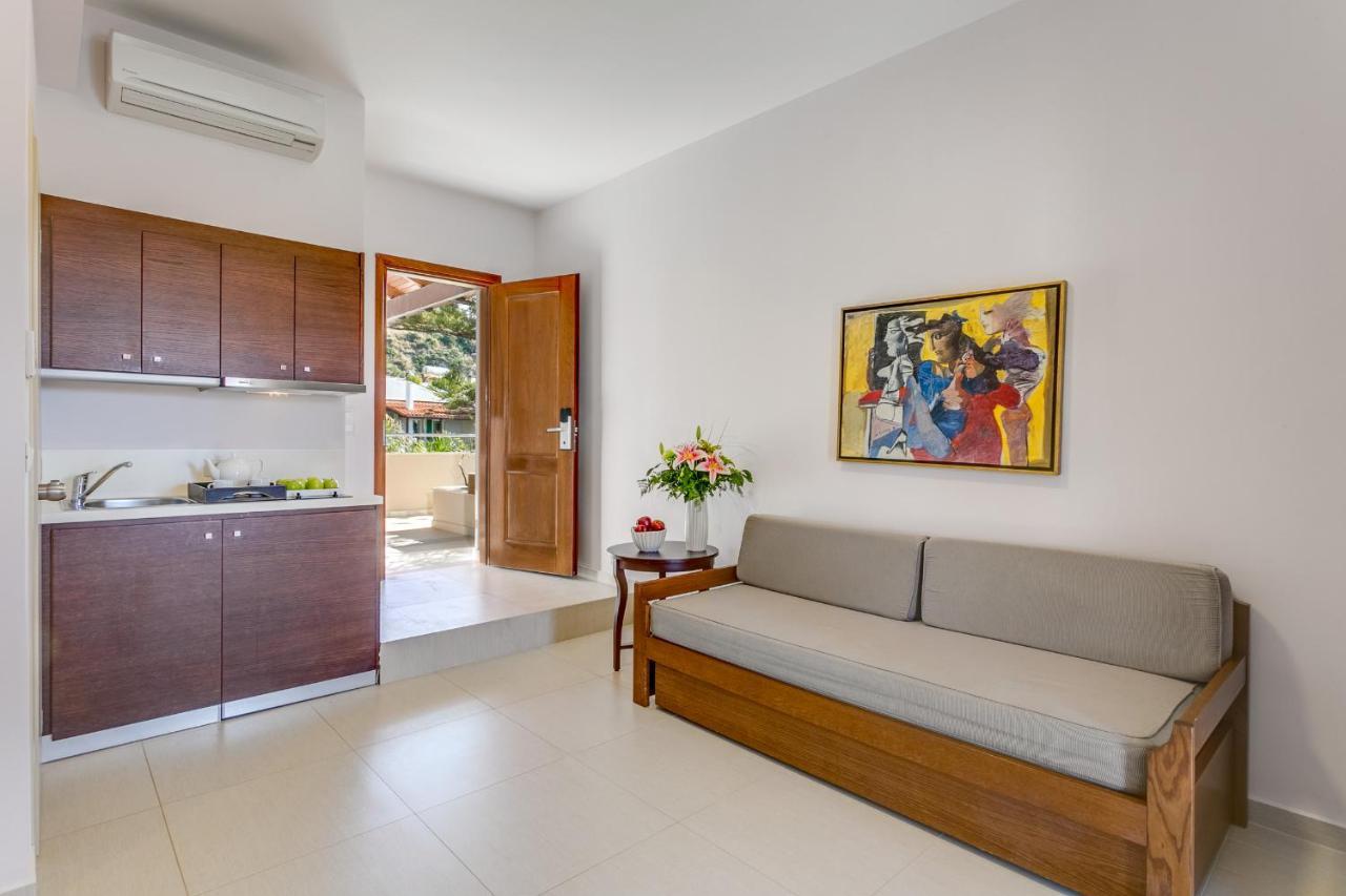 Апартаменти Porto Platanias - Casa Di Porto Екстер'єр фото